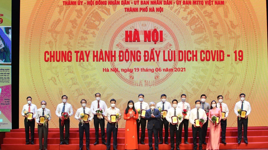 Một Hà Nội nghĩa tình, “không để ai bị bỏ lại phía sau” trong đại dịch